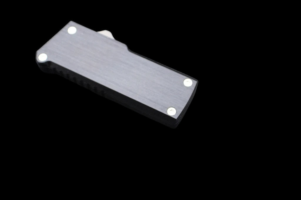 Chaves Auto C.H.U.B OTF w/ Plain Black Handles