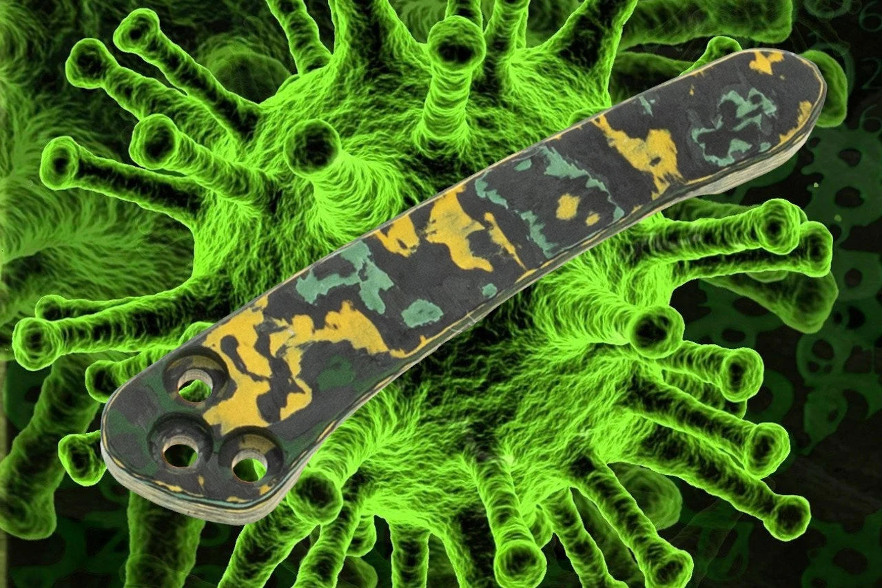 RGT Spyderco Paramilitary 2 (PM2) Carbon Fiber Pocket Clip - Toxic Storm