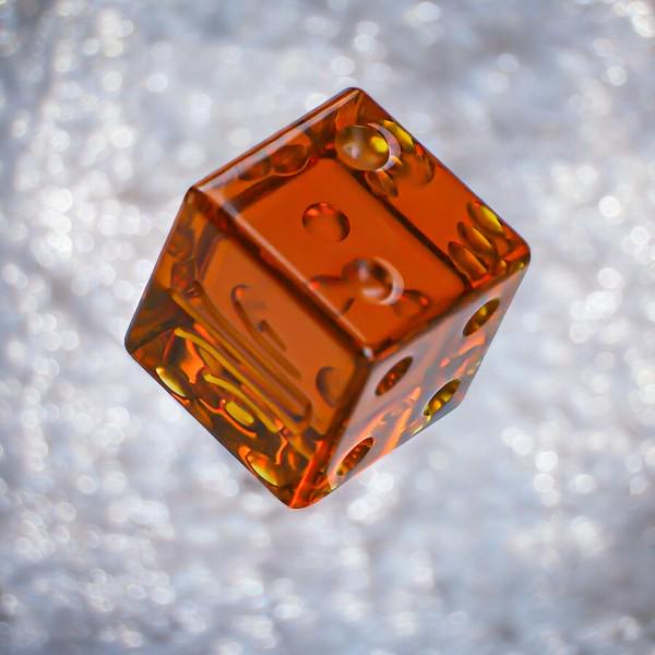 Kizer Yellow PEI Dice (Set Of 2)